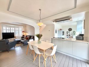 Photo 9- click for photo gallery